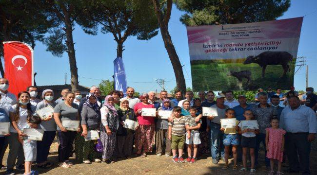  İzmir Büyükşehir Belediyesi’nden Bergamalı üreticilere manda desteği