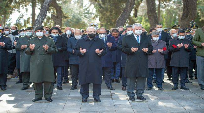 Çanakkale Zaferi'nin Aziz Şehitleri İzmir de Anıldı!