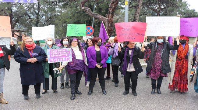 Karaburun’da “Kadın” coşkusu