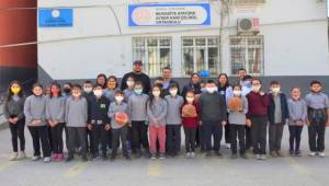 Yunusemre Belediyespor genç yeteneklerini arıyor