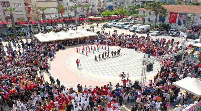 Menemen'de halısahaların temeli atıldı