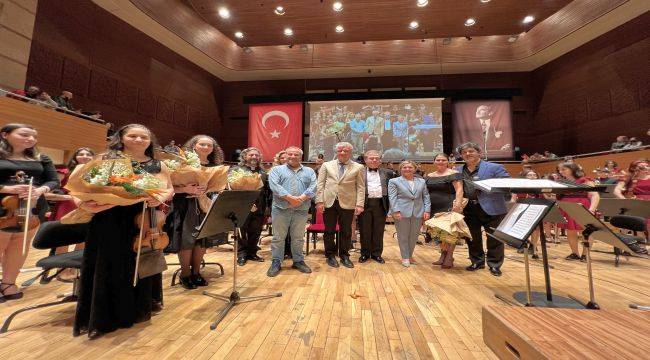 Narlıdere Belediyesi 23 Nisan coşkusunu karşıladı