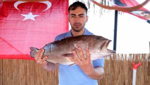 Narlıdere'nin yeni hizmeti balık mezatı