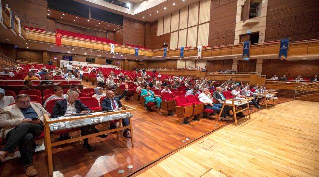 Büyükşehir Meclisi'nde gündem Sao Paulo gemisi oldu