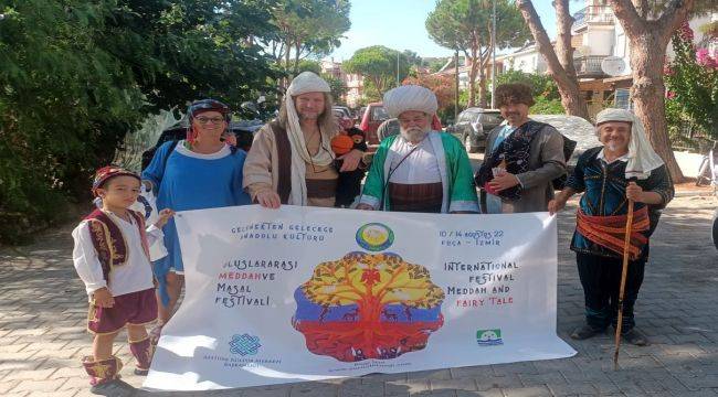 Foça Uluslararası Meddah ve Masal Festivali Başladı