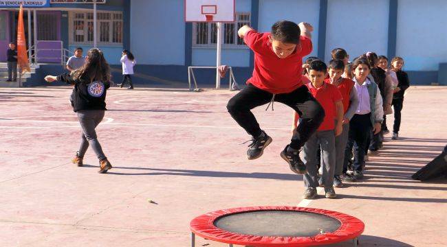 Ödemiş Belediyesi’nin 7’den 70’e herkese hitap eden etkinlikleri Gölcük’ten başladı