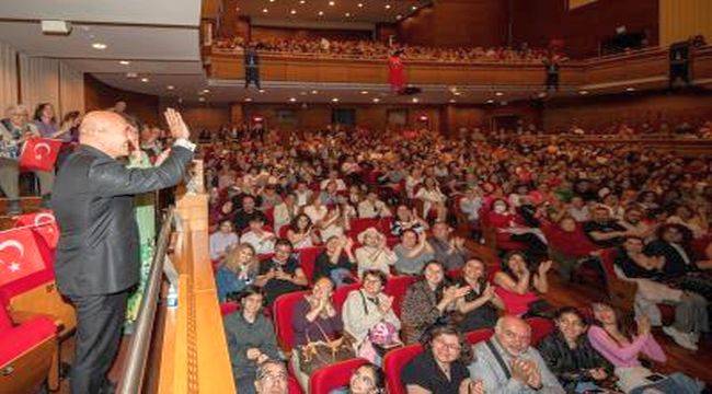 Fazıl Say'ın bestelediği 100. Yıl Marşı ilk kez sahnede seslendirildi