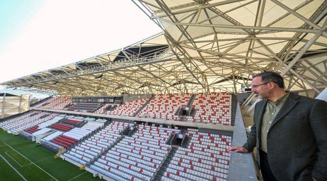 Bakan Kasapoğlu: Stad İzmir'e çok yakıştı!