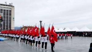 İzmir’de 19 Mayıs coşkusu