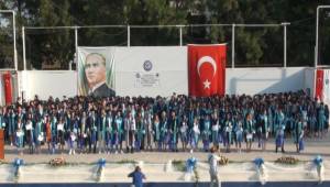  EÜ Edebiyat Fakültesinde 42’nci Dönem Mezunları Kep Attı