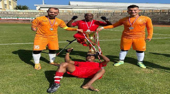 İzmir’in Ampute Futbol Takımı Türkiye İkincisi Oldu
