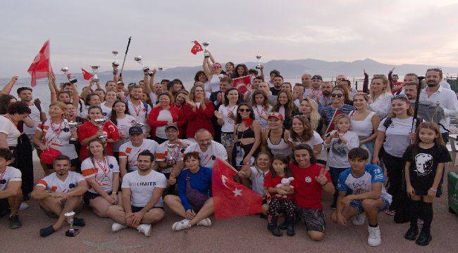 Karşıyaka’da 100. Yıl Coşkusu Körfez’e Taşındı