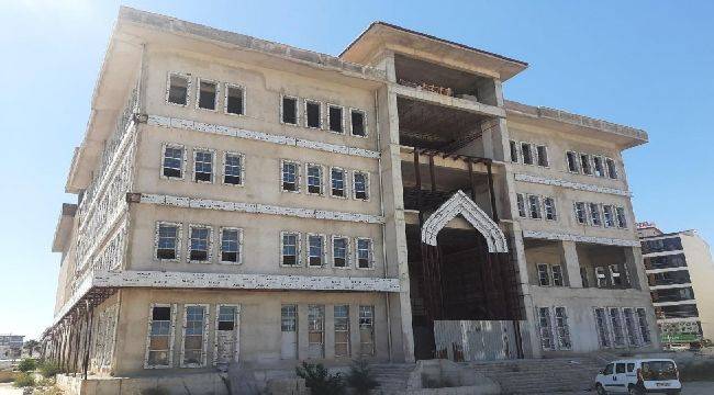 Torbalı’da Belediye Hizmet Binası Yurda Dönüştürülüyor