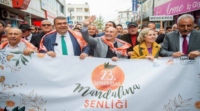 Başkan Soyer’e Seferihisar'da sevgi seli