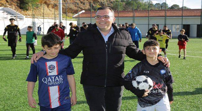 Aydın’dan Ürkmez Gücü Spor Kulübüne ziyaret 