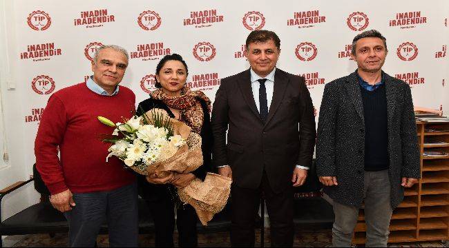 Bakan Tugay, TİP İzmir İl Örgütünü ziyaret etti 