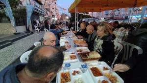 Bucalılar Ramazan Ayının İlk İftarını Birlikte Yaptı