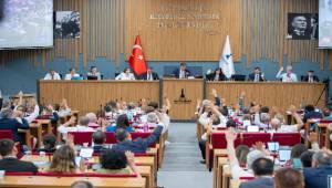 Başkan Tugay, TCDD’nin hat kirasına yaptığı fahiş zamma tepki gösterdi 