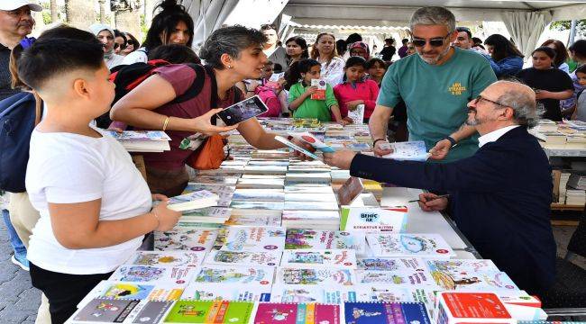 Behiç Ak: Çocuk dostu şehirlerde çocukları özgürleştirmeliyiz
