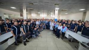 Başkan Tugay ESHOT personeliyle bayramlaştı