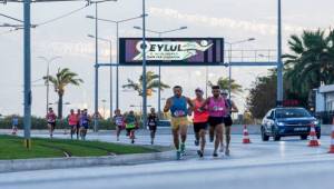 9 Eylül Yarı Maratonu için kayıt zamanı