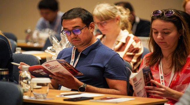 Başkan Tugay İzmir'in Ev Sahipliği Yaptığı Uluslararası Organizasyonda Konuştu