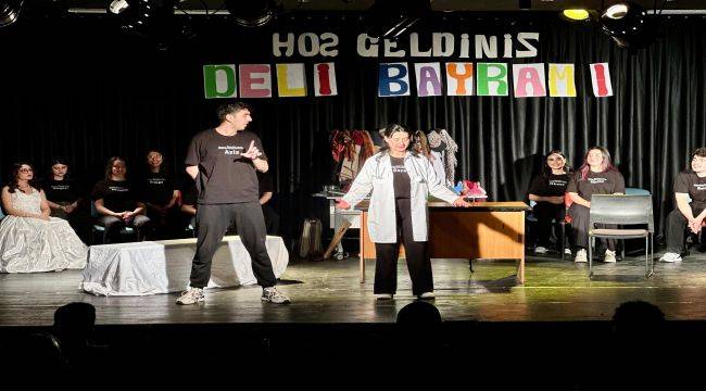 Genç İzmir’den Tiyatroseverlere “Deli Bayramı” Oyunu