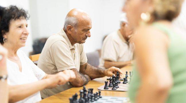 Yaş Almak, İzmir'de Güzel