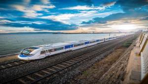 Başkan Tugay’dan TCDD’ye İZBAN çıkışı: “Ray kirasını kaldırın, 90 dakika hemen gelsin”