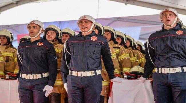 İzmir'in yeni itfaiye memurları göreve hazır