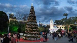 İzmir, yeni yılı rengarenk bir festivalle karşılıyor