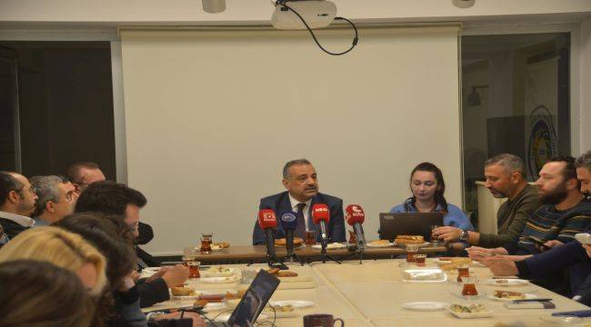 Aslanoğlu: “Adalet sistemi CHP’lilerin içeri alınması için her defasında yeni bir yol buluyor”