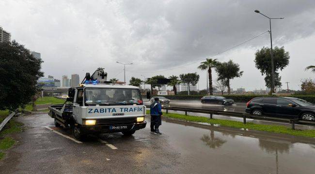 İzmir Büyükşehir Belediyesi ekipleri yağış nöbetinde