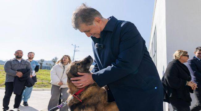 Başkan Tugay'dan İzmirlilere çağrı: Yarım saatinizi ayırın, bir cana umut olun