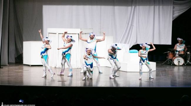 “Don Kişot” minik izleyicileri büyüledi