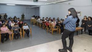 İzmir’de çocuklar iklim için ayakta