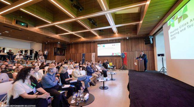 Siyasi Komite’ye yeniden seçildi