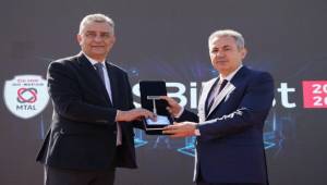 KOSBİFEST 2026’da gelecek sahneye çıktı: sanayi, bilim ve sanat İzmir’de buluştu