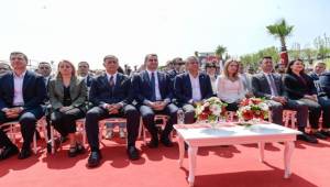 Başkan Tugay’dan Bayraklı’ya müjdeler