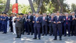 15 Temmuz şehitleri İzmir’de dualarla anıldı